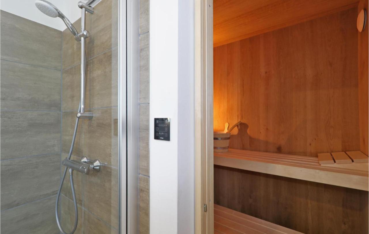 Stunning Home In Lembruch-Duemmer See With Sauna 外观 照片